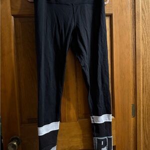PINK Victoria's Secret Ultimate Large  Leggings